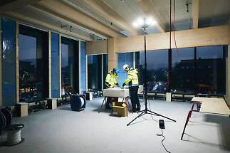 MARELD STARBURST ARBEIDSLAMPE/SOL 23000LM APP/SENSOR